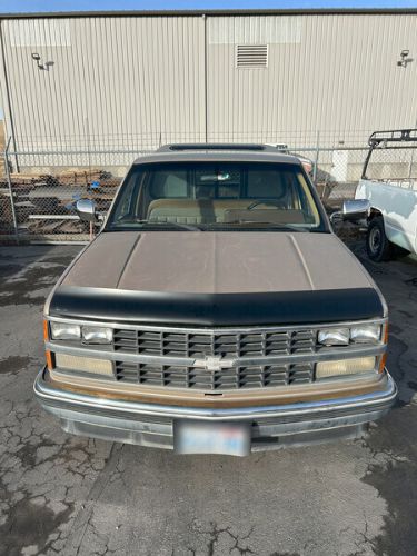 Chevrolet-Silverado-1988-Brown-Tan-1