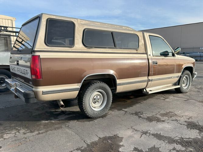 Chevrolet-Silverado-1988-Brown-Tan-3