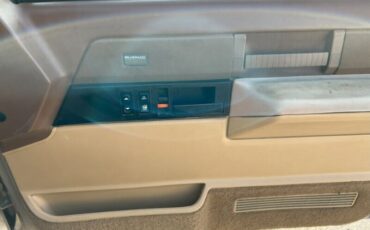 Chevrolet-Silverado-1988-Brown-Tan-9