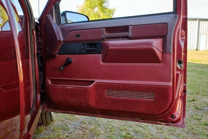 Chevrolet-Silverado-1988-Red-1