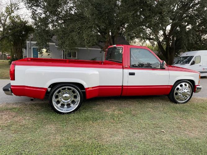 Chevrolet-Silverado-1988-Two-Tone-RedWhite-10