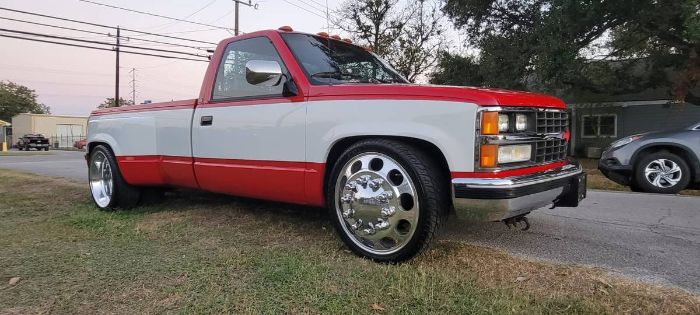 Chevrolet-Silverado-1988-Two-Tone-RedWhite-12