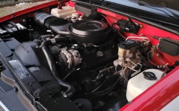 Chevrolet-Silverado-1988-Two-Tone-RedWhite-2
