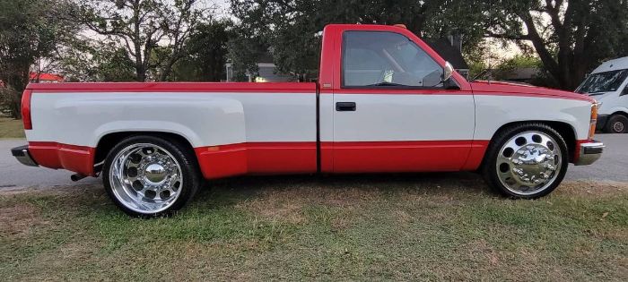 Chevrolet-Silverado-1988-Two-Tone-RedWhite-21