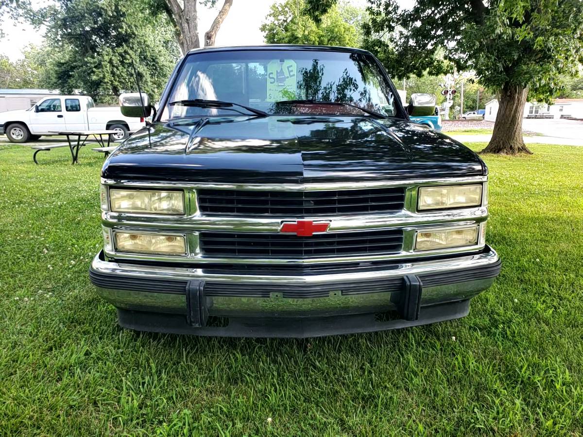 Chevrolet-Silverado-1989-red-1