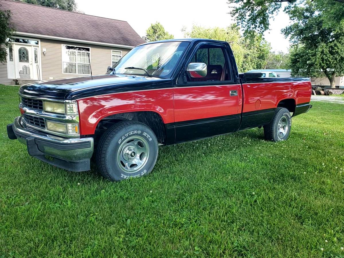 Chevrolet-Silverado-1989-red-2