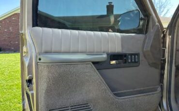 Chevrolet-Silverado-1990-Custom-2-Tone-Tan-5