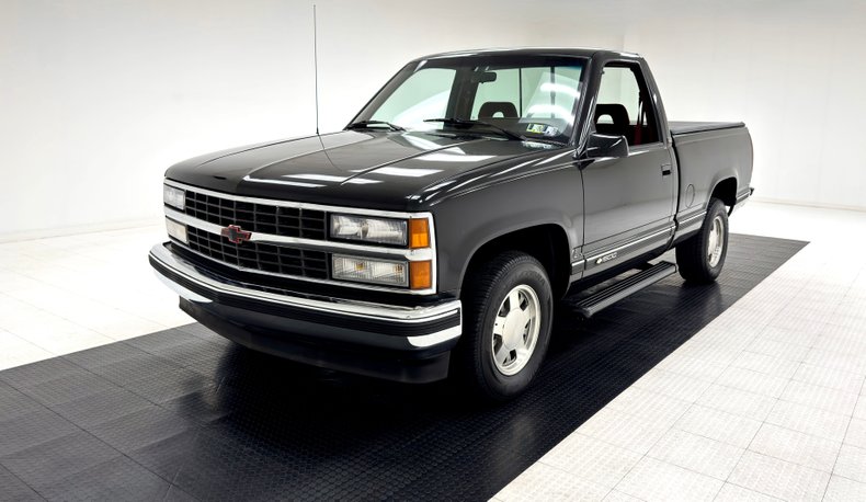 Chevrolet-Silverado-1993-Onyx-Black-Garnet-10