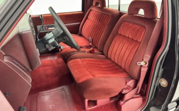 Chevrolet-Silverado-1993-Onyx-Black-Garnet-37