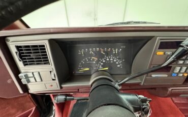 Chevrolet-Silverado-1993-Onyx-Black-Garnet-42