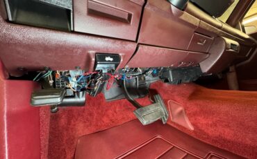 Chevrolet-Silverado-1993-Onyx-Black-Garnet-46