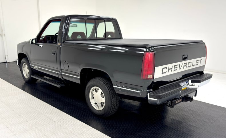 Chevrolet-Silverado-1993-Onyx-Black-Garnet-8
