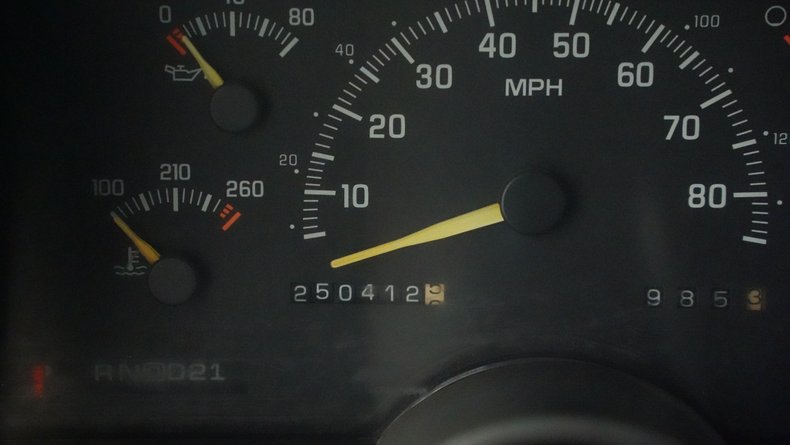 Chevrolet-Silverado-1994-Purple-Maroon-35