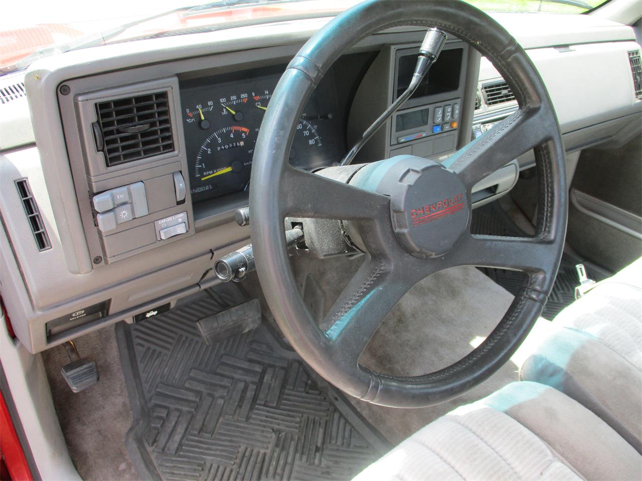 Chevrolet-Silverado-1994-Red-Gray-15