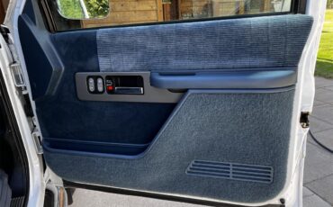 Chevrolet-Silverado-1994-White-Blue-15