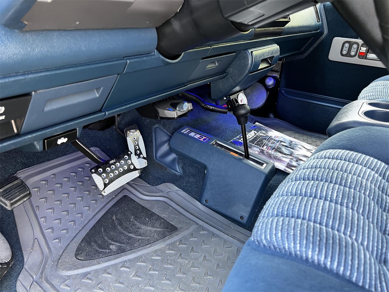 Chevrolet-Silverado-1994-White-Blue-33