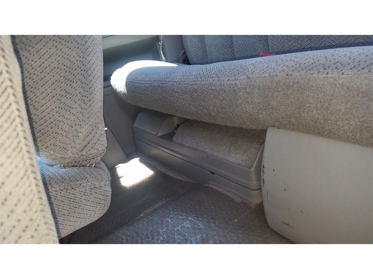 Chevrolet-Silverado-1995-red-gray-4