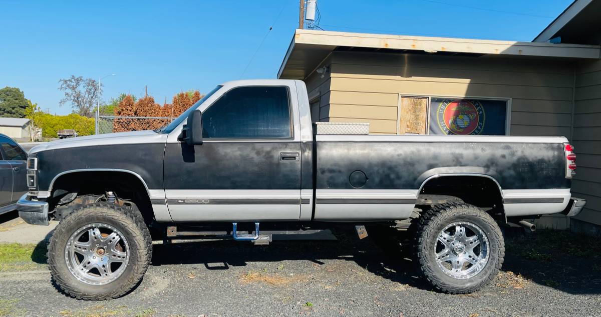 Chevrolet-Silverado-2500-1988-1