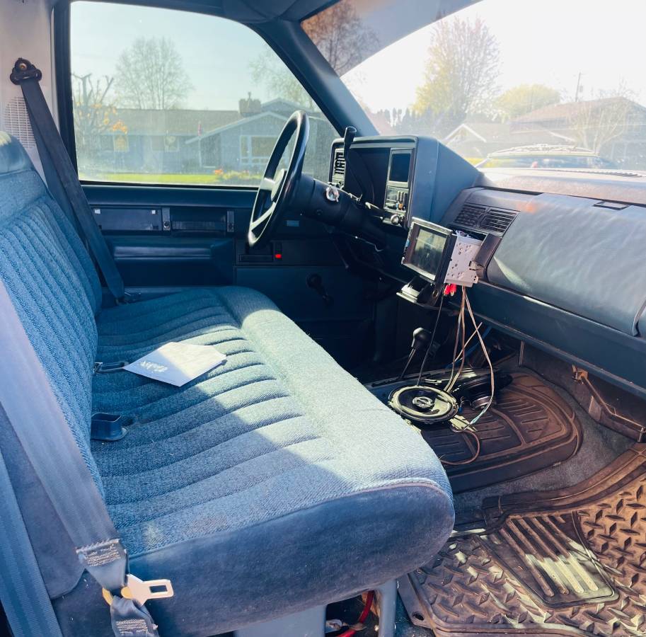 Chevrolet-Silverado-2500-1988-5