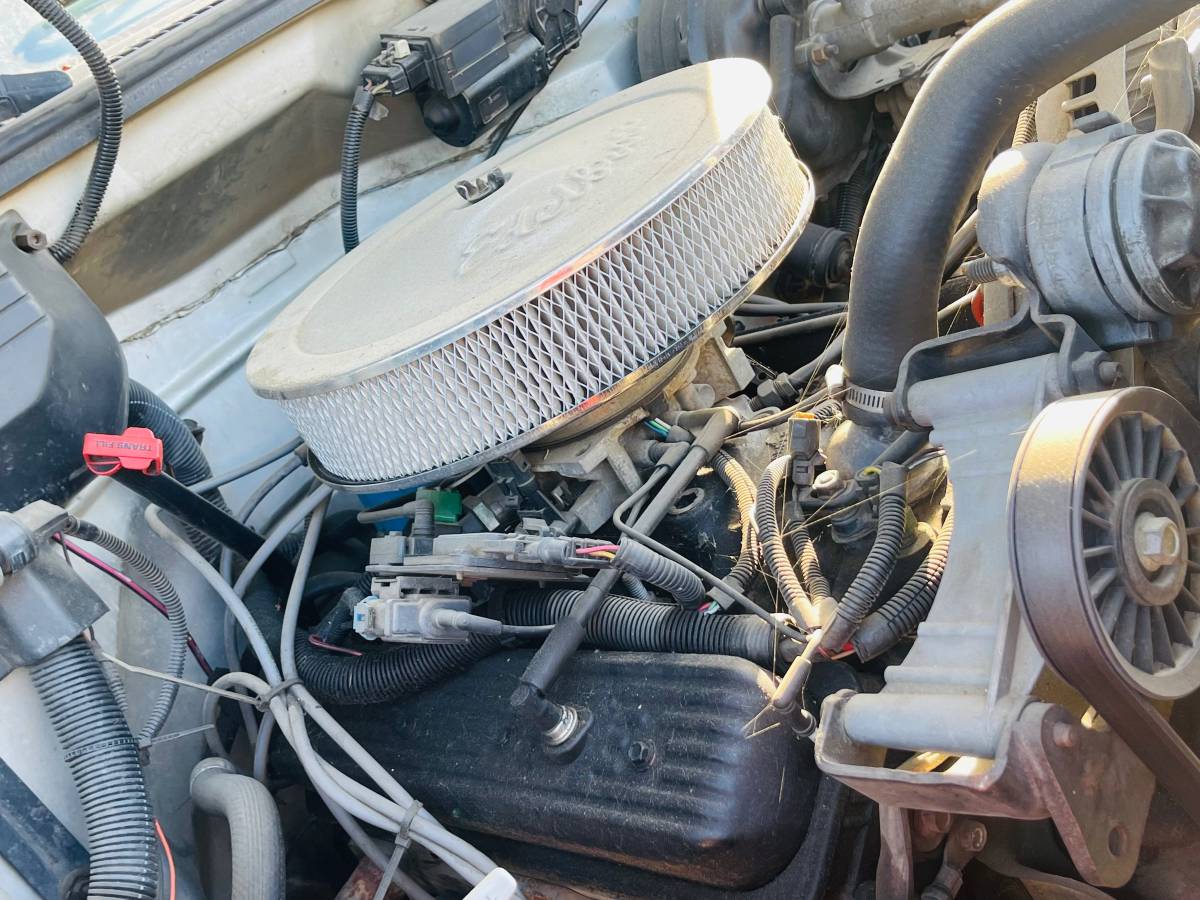 Chevrolet-Silverado-2500-1988-6