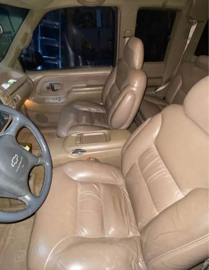 Chevrolet-Silverado-2500hd-diesel-1995-10