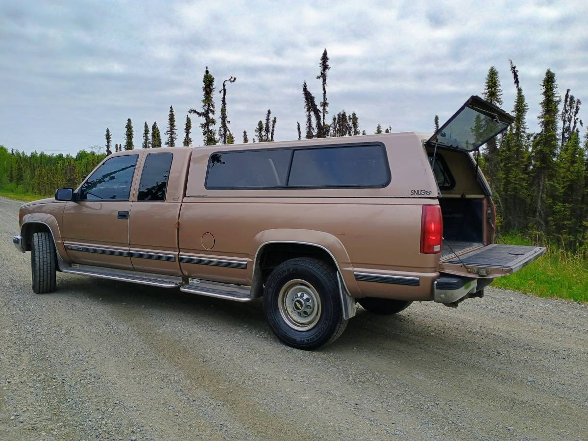 Chevrolet-Silverado-2500hd-diesel-1995-3