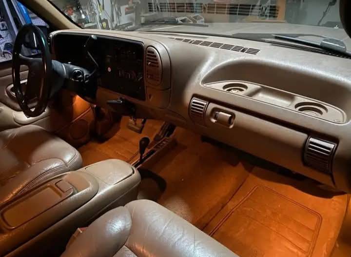 Chevrolet-Silverado-2500hd-diesel-1995-8