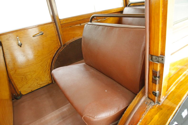 Chevrolet-Special-deluxe-1940-Black-Saddle-32