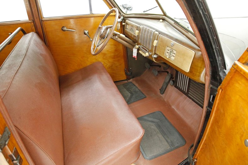 Chevrolet-Special-deluxe-1940-Black-Saddle-8