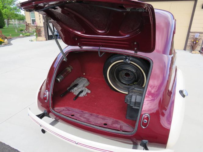 Chevrolet-Special-deluxe-1940-Red-1