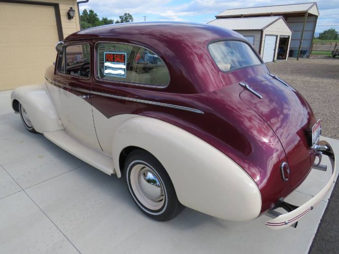 Chevrolet-Special-deluxe-1940-Red-14