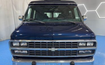 Chevrolet-Sportvan-G20-1995-Van-1