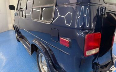 Chevrolet-Sportvan-G20-1995-Van-13
