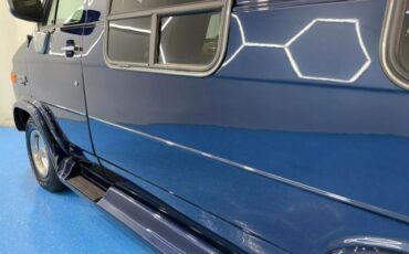 Chevrolet-Sportvan-G20-1995-Van-14