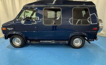 Chevrolet-Sportvan-G20-1995-Van-2