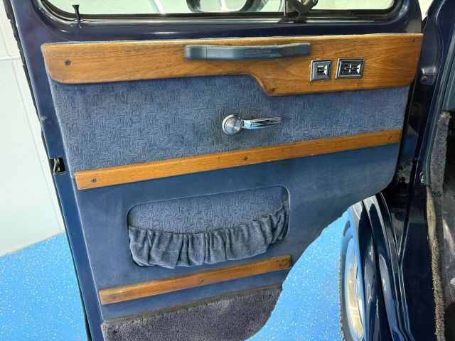 Chevrolet-Sportvan-G20-1995-Van-23