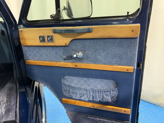 Chevrolet-Sportvan-G20-1995-Van-24