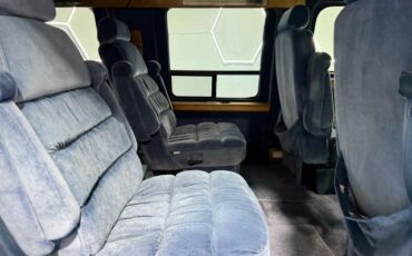 Chevrolet-Sportvan-G20-1995-Van-29