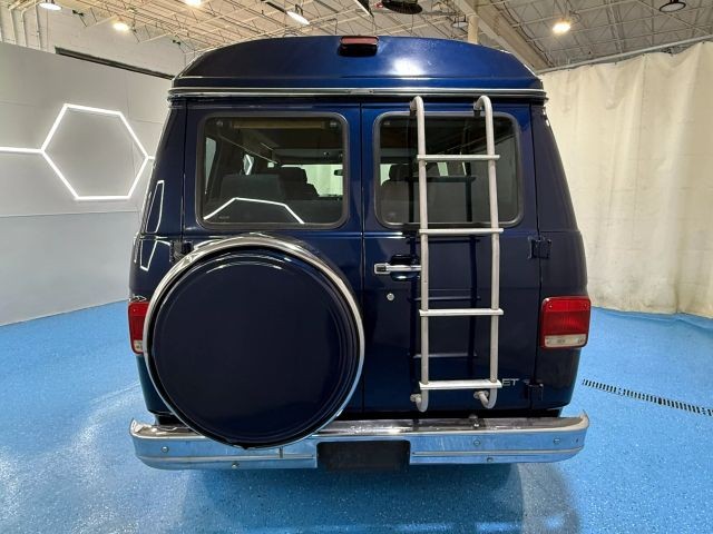 Chevrolet-Sportvan-G20-1995-Van-4