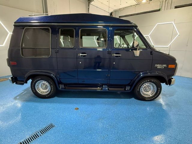 Chevrolet-Sportvan-G20-1995-Van-6