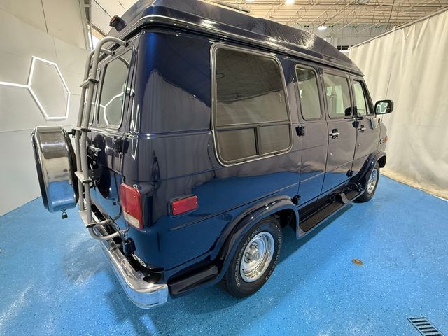 Chevrolet-Sportvan-G20-1995-Van-9