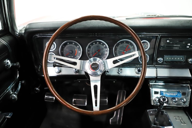 Chevrolet-Ss-1967-Bolero-Red-Black-17