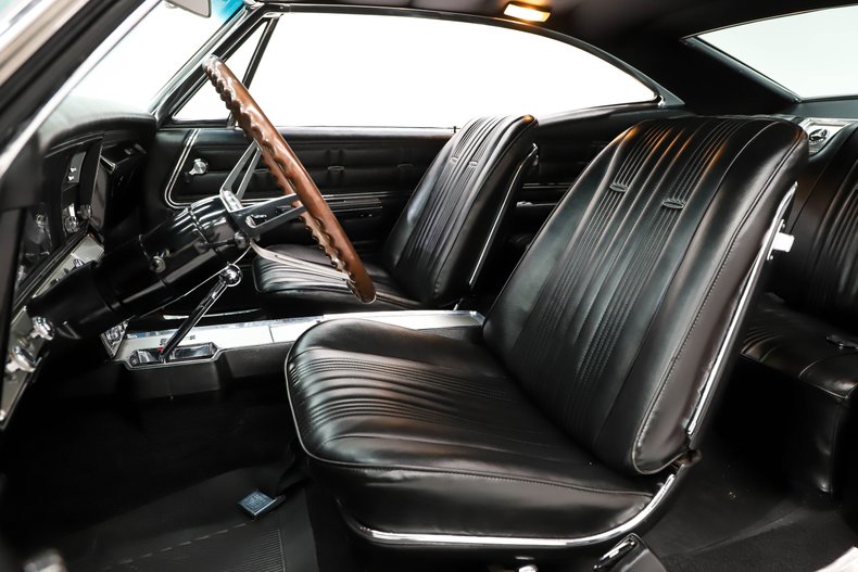 Chevrolet-Ss-1967-Bolero-Red-Black-9