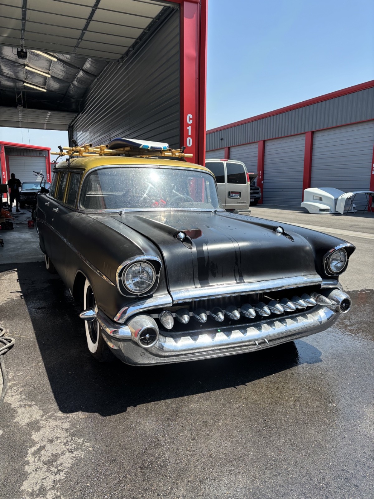 Chevrolet-Station-Wagon-1957-Wagon-1