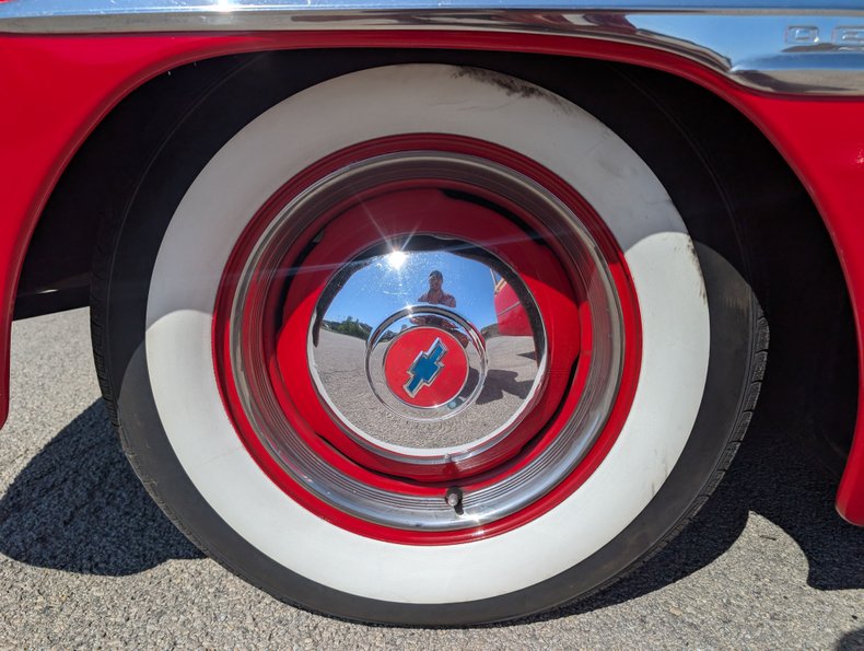 Chevrolet-Styleline-1951-Bright-Red-Tan-11