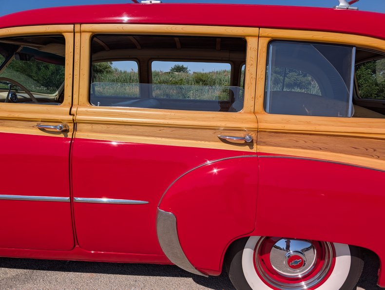 Chevrolet-Styleline-1951-Bright-Red-Tan-13