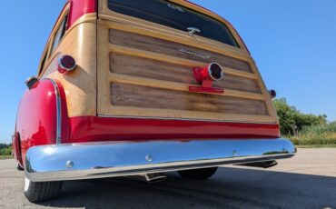 Chevrolet-Styleline-1951-Bright-Red-Tan-15
