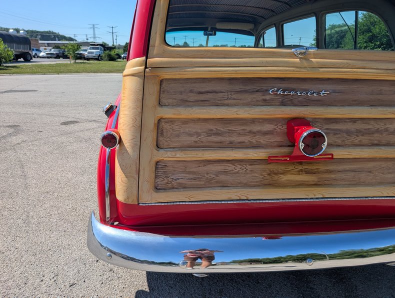 Chevrolet-Styleline-1951-Bright-Red-Tan-40