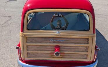 Chevrolet-Styleline-1951-Bright-Red-Tan-43