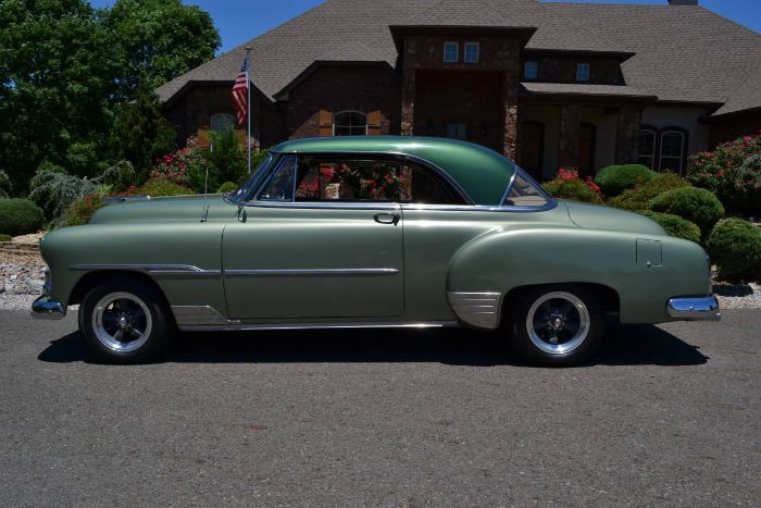 Chevrolet-Styleline-1951-Green-1